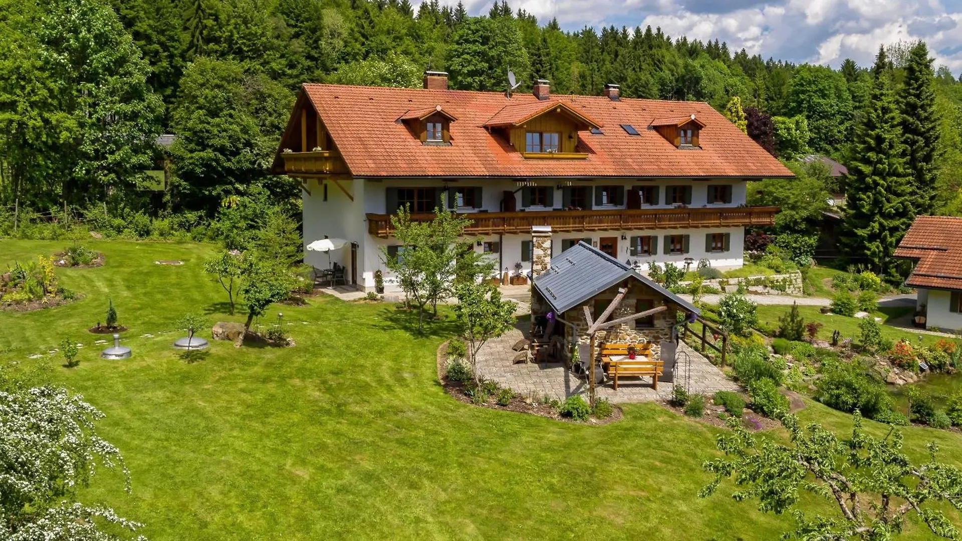 Apartment Grosszuegige Ferienwohnung Mit Suedbalkon Spiegelau