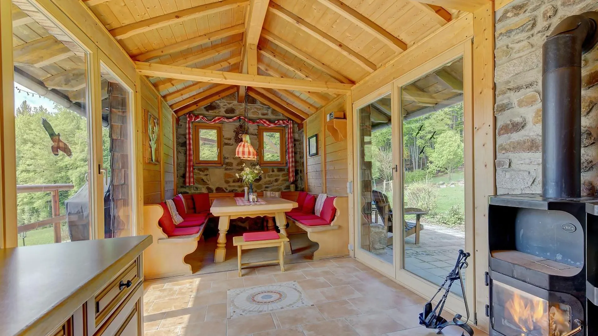 Grosszuegige Ferienwohnung Mit Suedbalkon 斯皮格劳 公寓