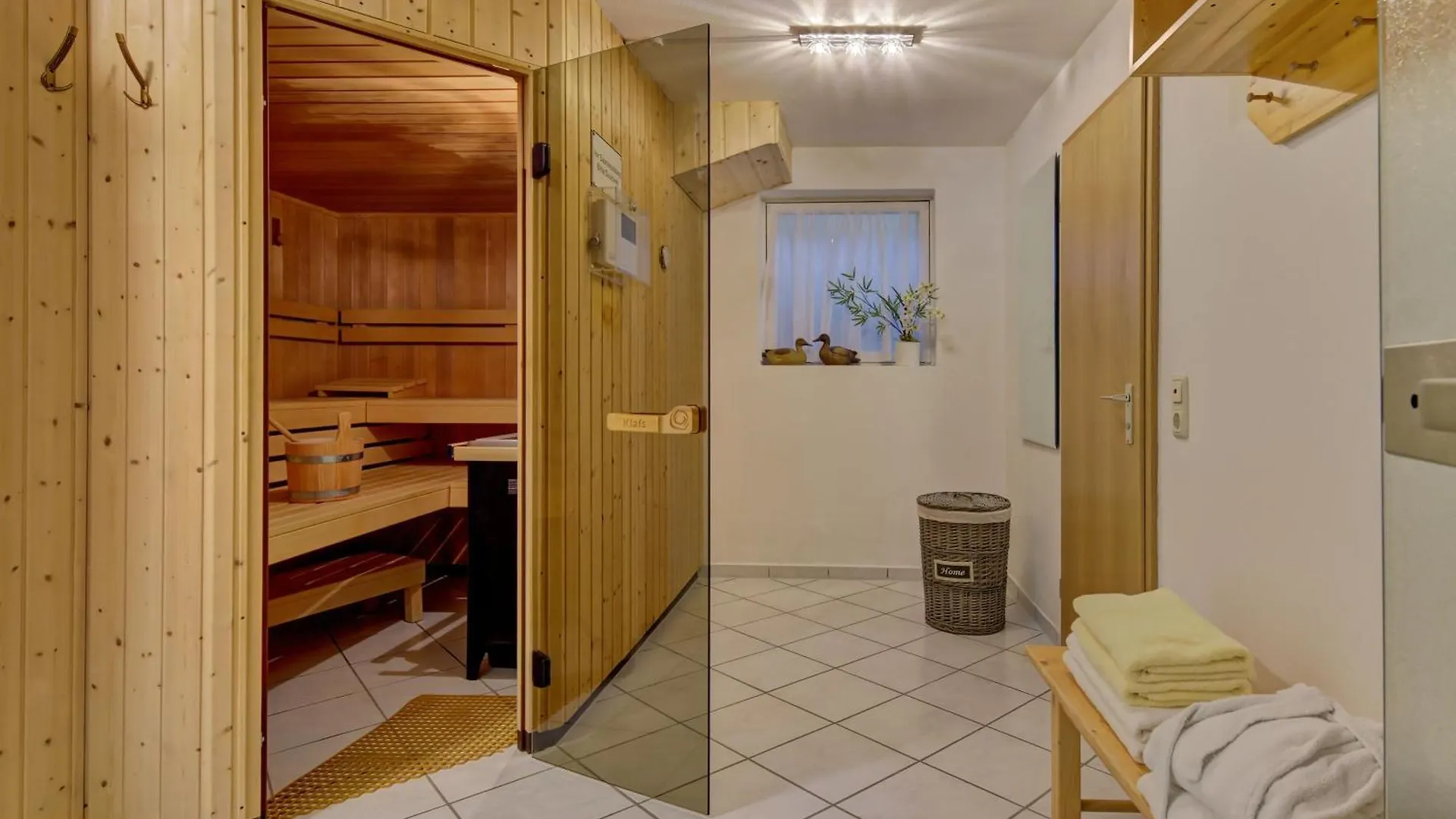 Grosszuegige Ferienwohnung Mit Suedbalkon Spiegelau Germany